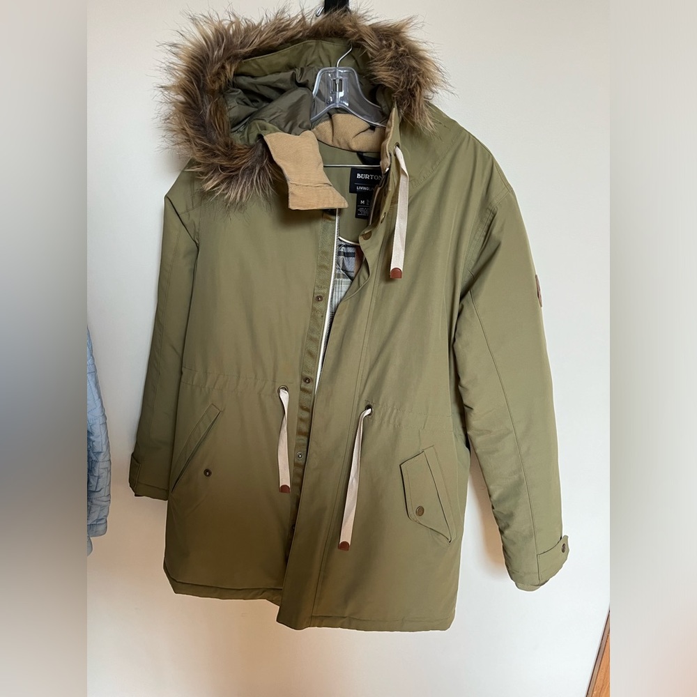 Women’s burton winter jacket